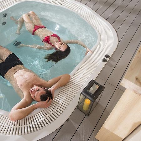 Neptuno Resort & Spa Dzwirzyno Luaran gambar