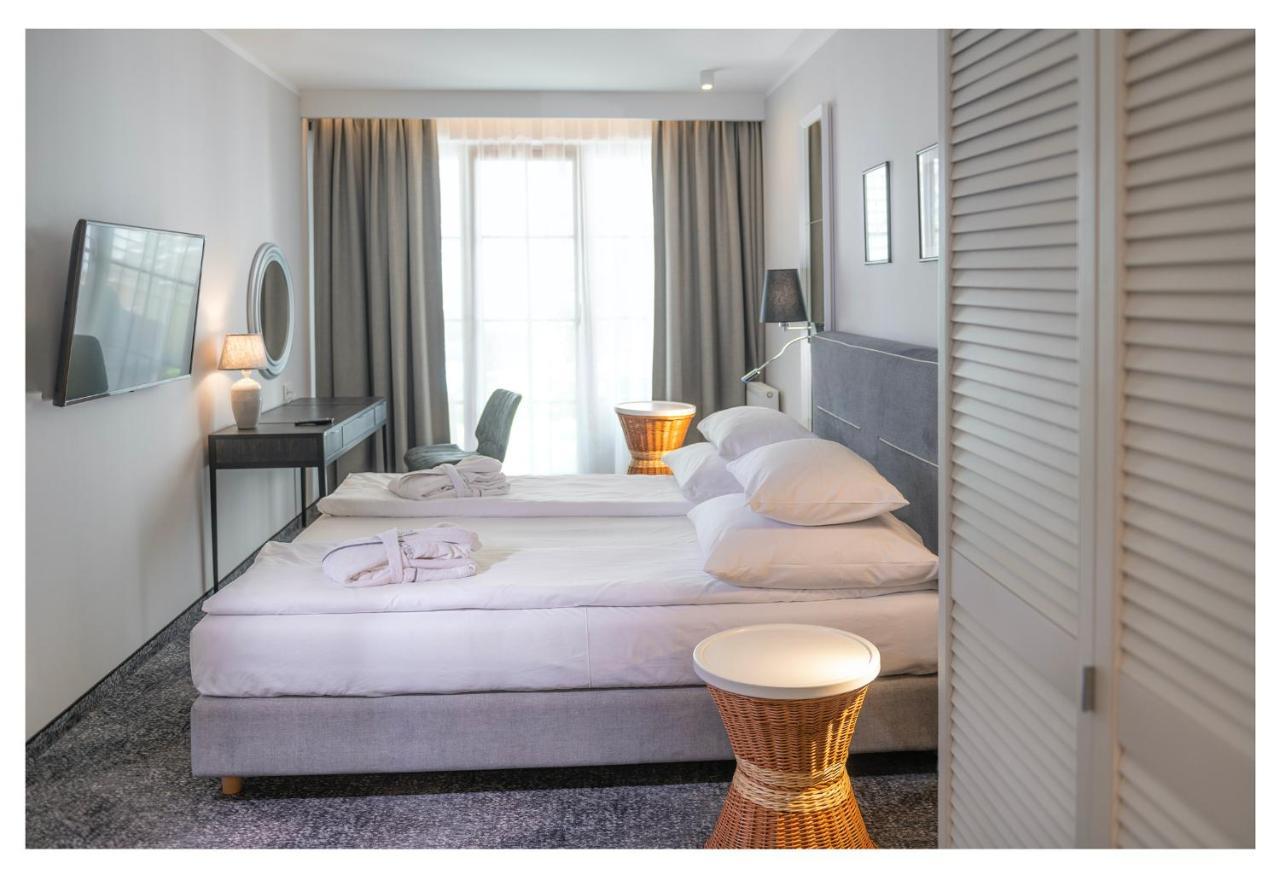 Neptuno Resort & Spa Dzwirzyno Luaran gambar